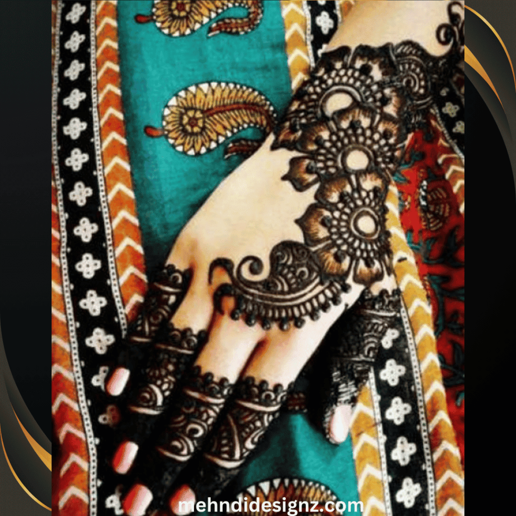 Modern and Classic Arabic Back Hand Mehndi Art 5 mehndi arabic design