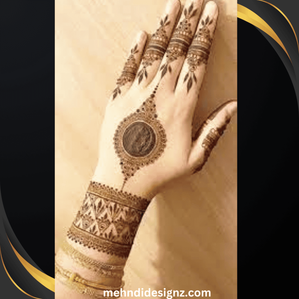 25 Gorgeous Back Hand Mehndi Designs to Flaunt in 2025! 17 mehndi back hand design
