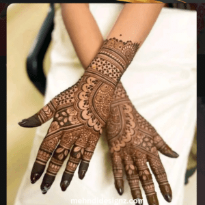 royal back hand mehndi design