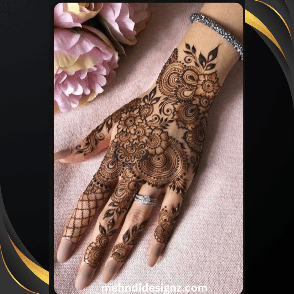 royal finger mehndi design back hand